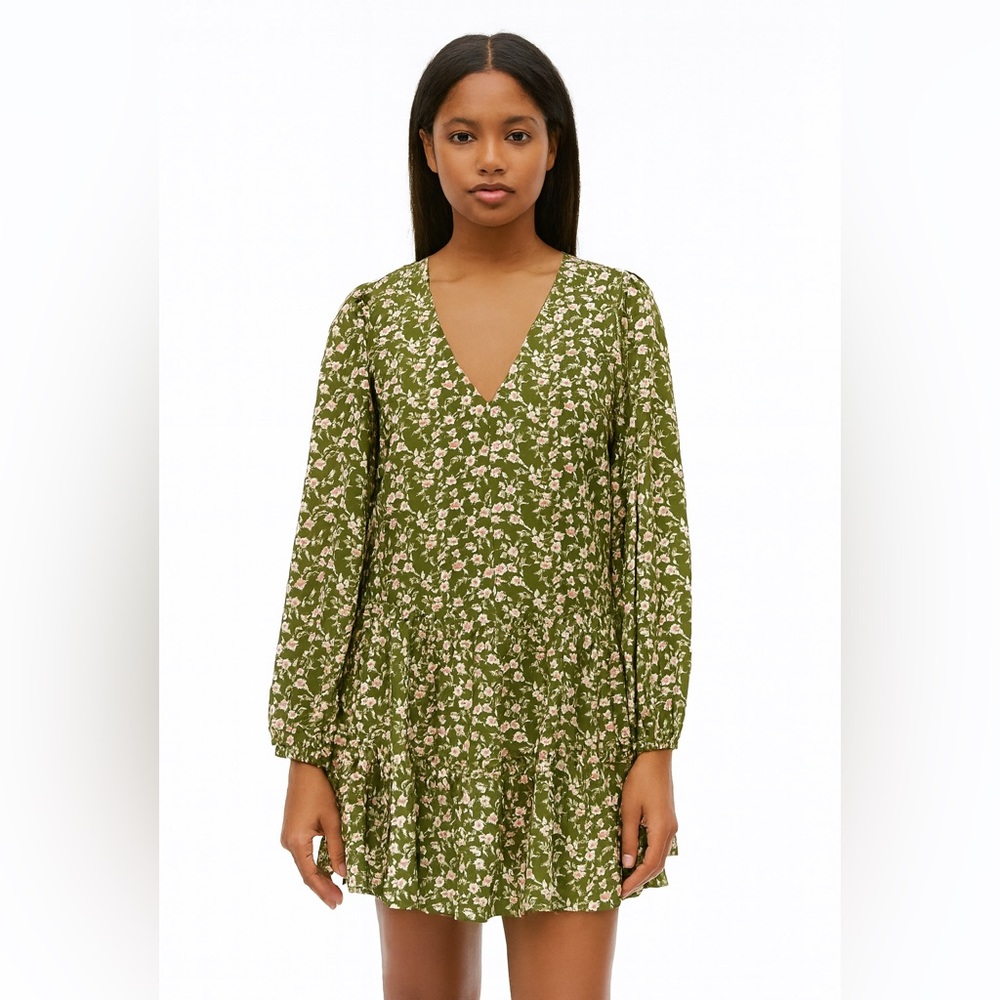 PrettyLittleThing Green Floral Long Sleeve Ruffle Mini Dress Size 8